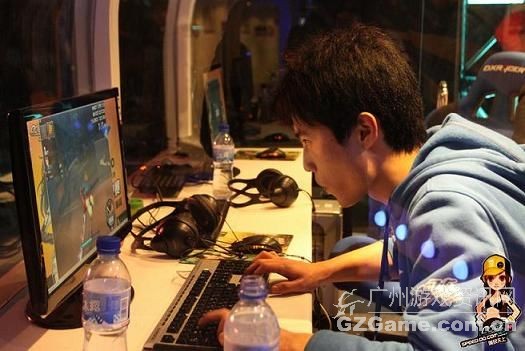 顾正文——深圳站车王 顾正文——深圳站车王