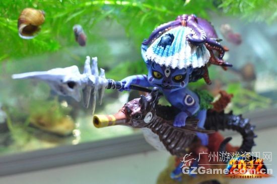 精致的灵蛮手办 精致的灵蛮手办