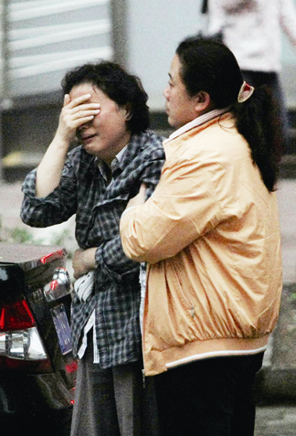 男子网吧玩电游身亡 尸体在侧众玩家照打游戏